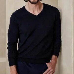 Banana Republic Men's Black Luxury Blend Silk & Cashmere V-Neck Sweater - M